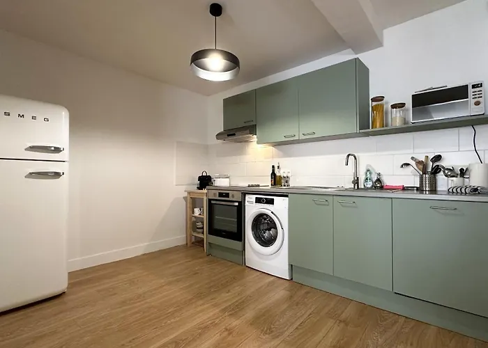 L Anatole Hyper Centre Calme Sur Cour * Pézenas