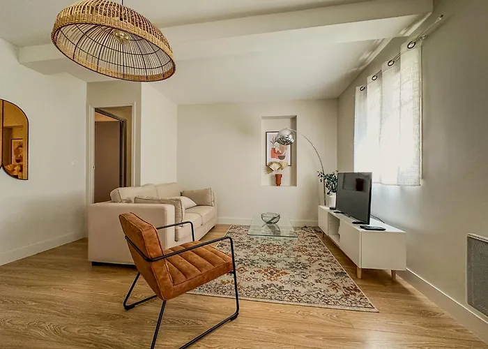 L Anatole Hyper Centre Calme Sur Cour * Pézenas